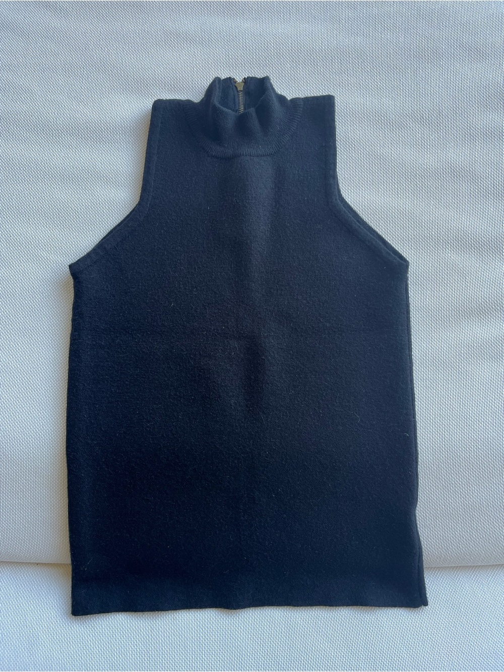 Black mock neck top XS/S